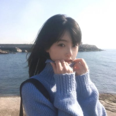 演员 - 达芙妮·基恩 